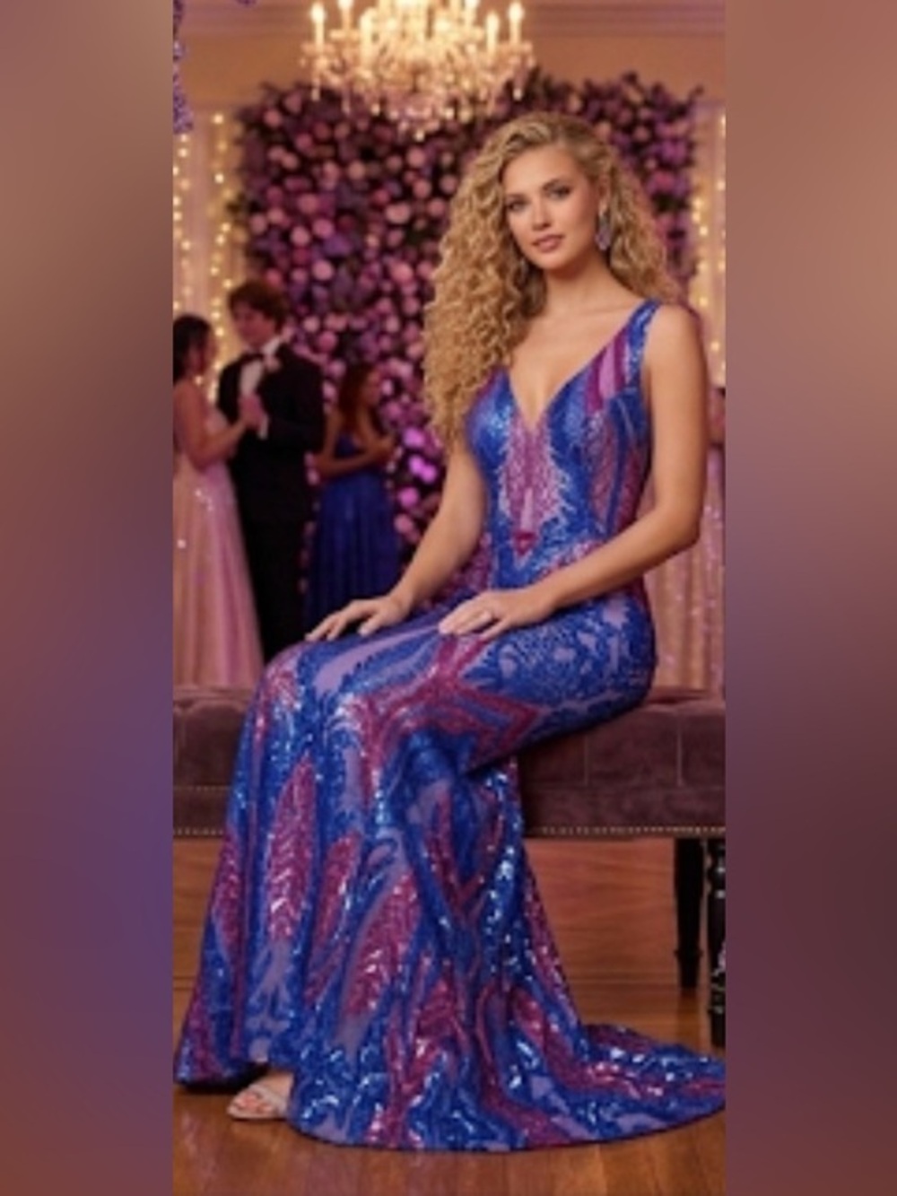 Fitted Sequin Print Deep V-Neck Gown, NWT Size 8
